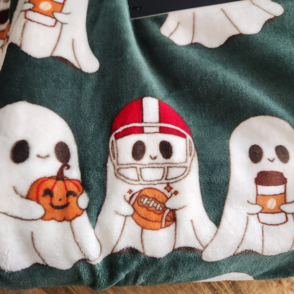 Rachel Dark Green Ghost Football Fall Pattern Pumpkin Plush Throw Blanket NWT